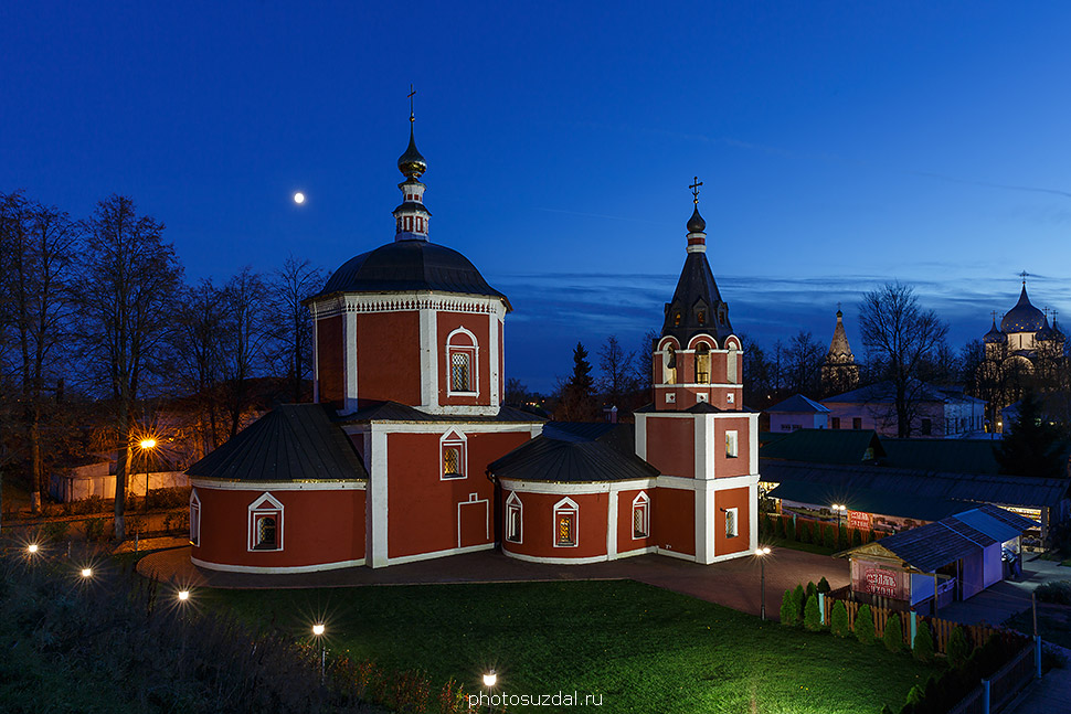 Успенская церковь в Суздальском кремле