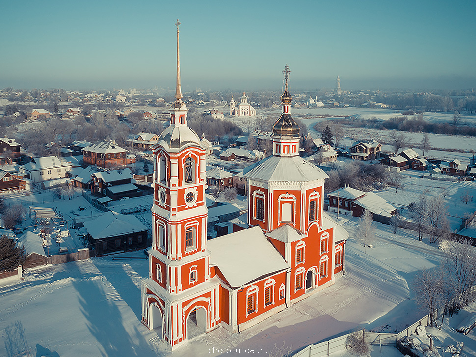 Борисоглебская церковь в Суздале после реставрации зимнее фото с дрона