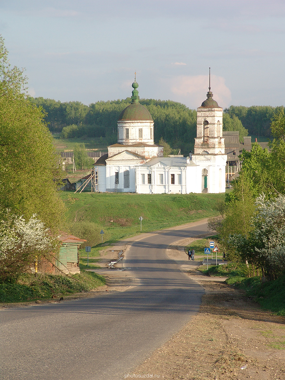 Никольская церковь с колокольней в селе Кутуково