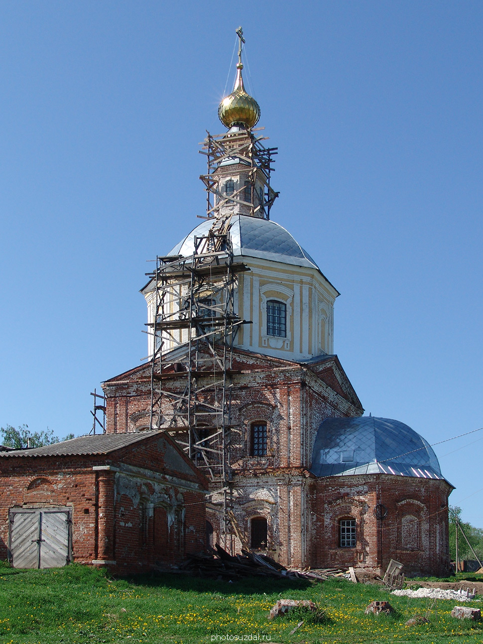 Церковь зачатия Иоанна Крестителя и Богоявленская церковь в селе Гавриловское