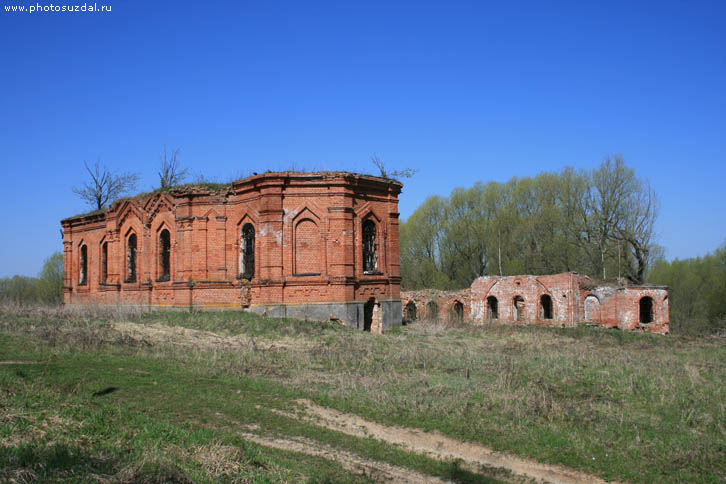 Никольская и Покровская церкви в селе Федоровское